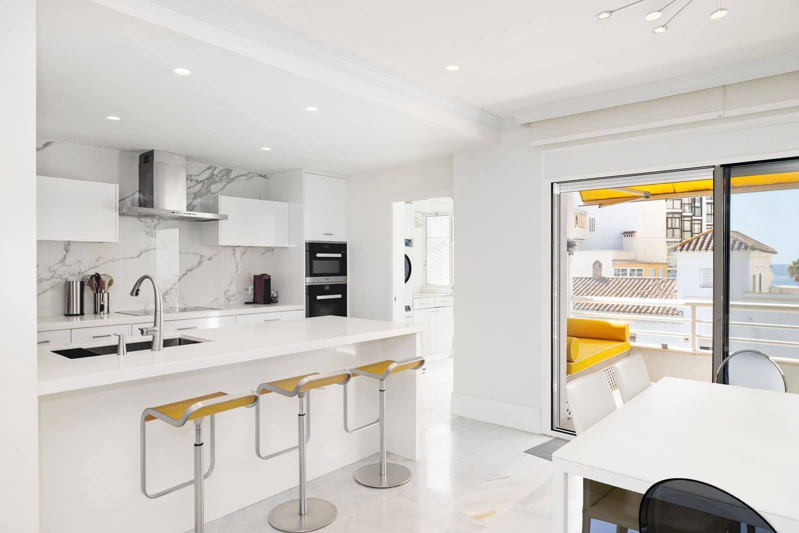 4 slaapkamer Appartement te koop in Marbella - € 1.090.000 (Ref: 10097755)