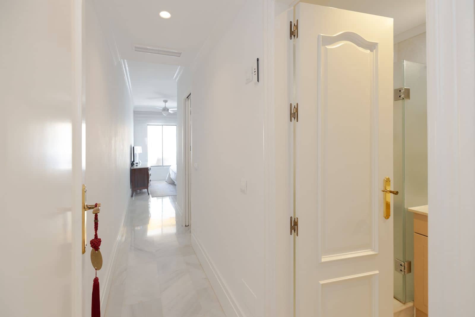 4 slaapkamer Appartement te koop in Marbella - € 1.090.000 (Ref: 10097755)
