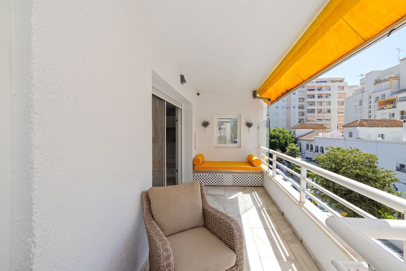 4 slaapkamer Appartement te koop in Marbella - € 1.090.000 (Ref: 10097755)