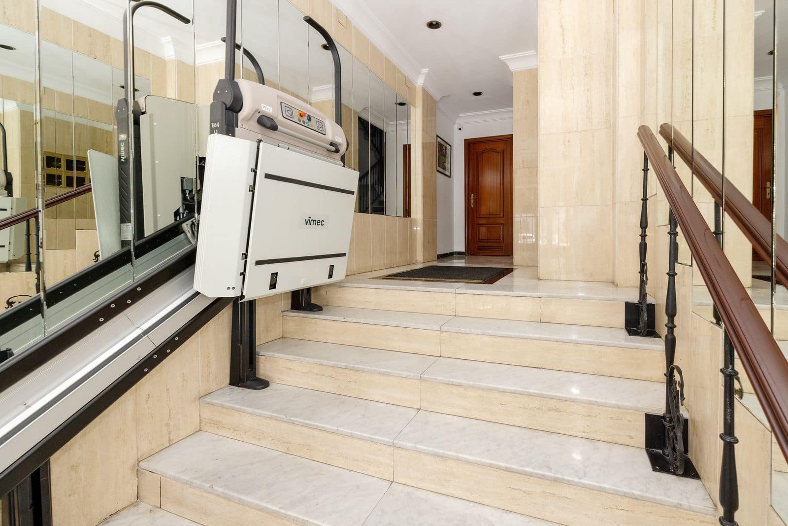 4 slaapkamer Appartement te koop in Marbella - € 1.090.000 (Ref: 10097755)