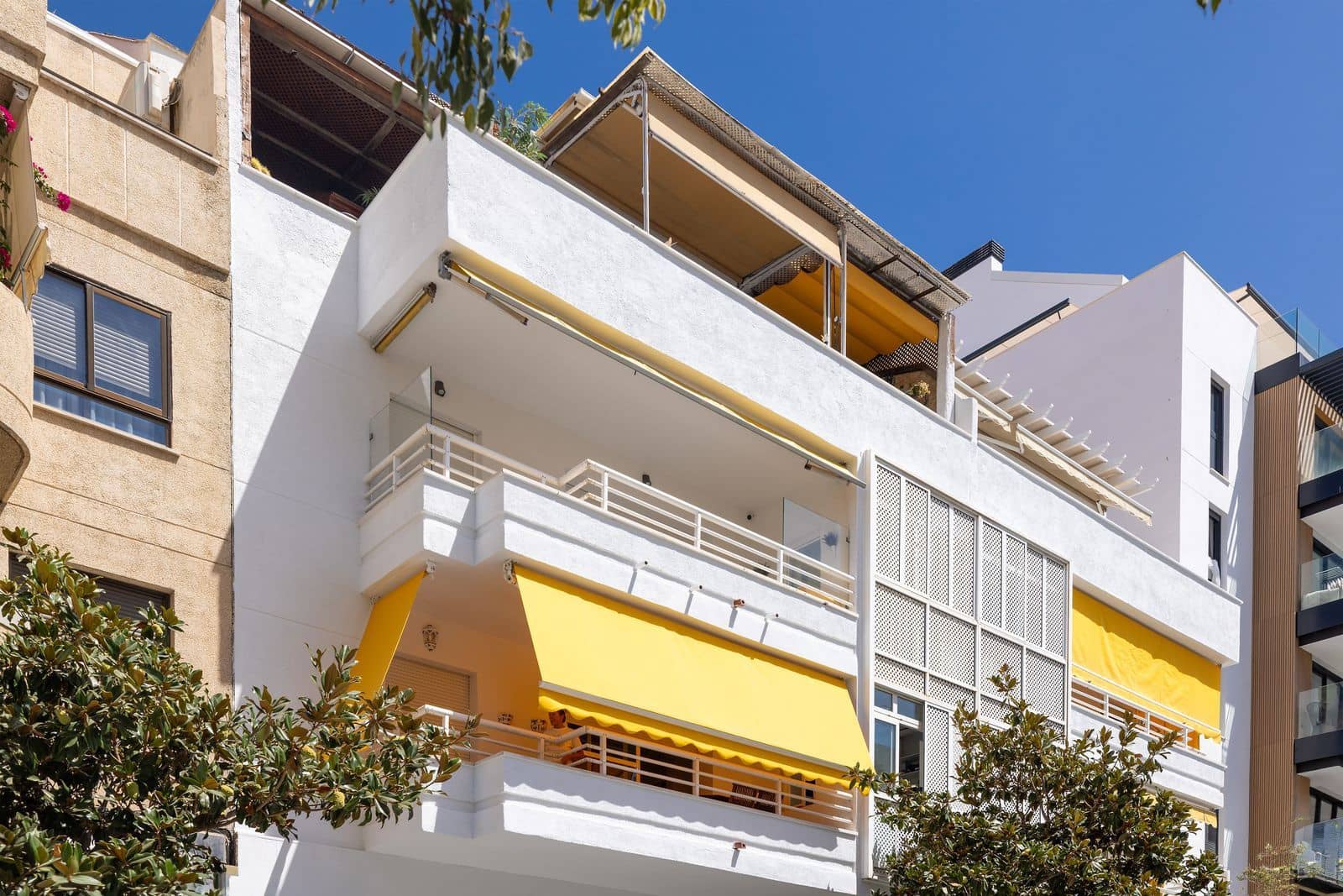 4 slaapkamer Appartement te koop in Marbella - € 1.090.000 (Ref: 10097755)