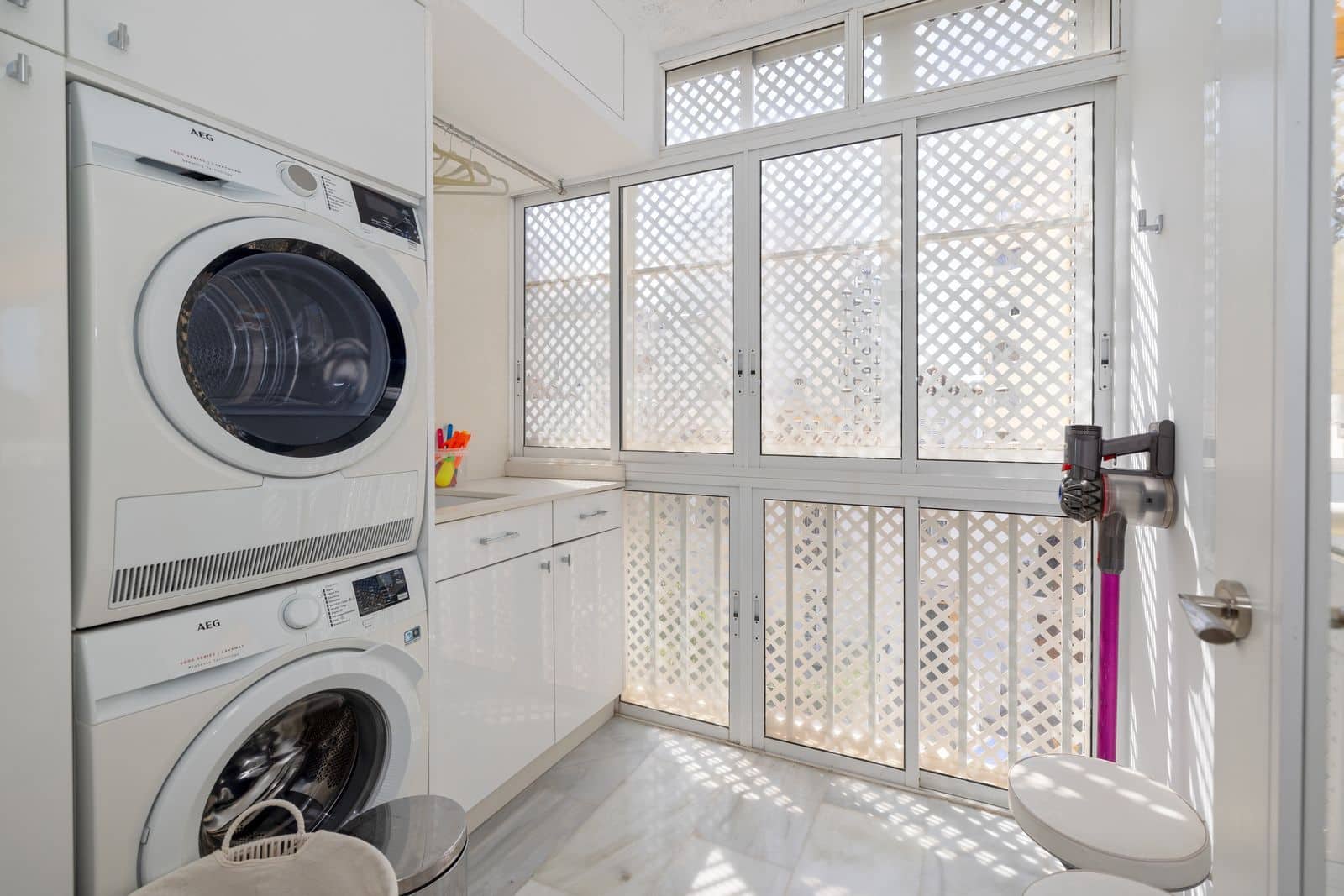 4 slaapkamer Appartement te koop in Marbella - € 1.090.000 (Ref: 10097755)