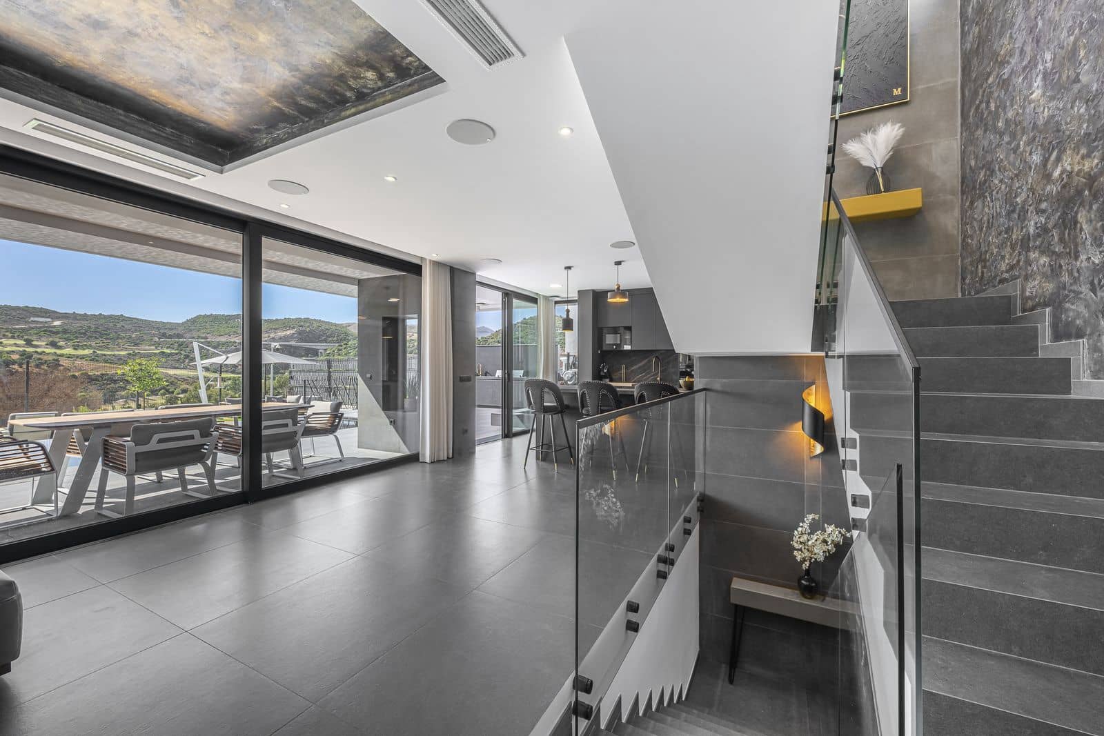 3 sovrum Villa till salu i Estepona - 1 370 000 € (Ref: 10097761)