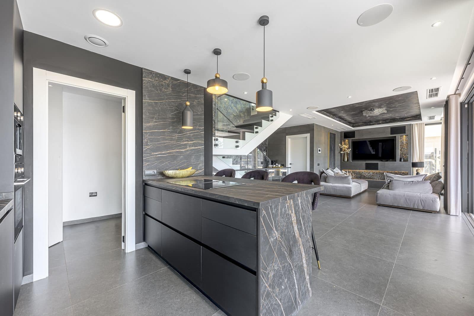 3 sovrum Villa till salu i Estepona - 1 370 000 € (Ref: 10097761)