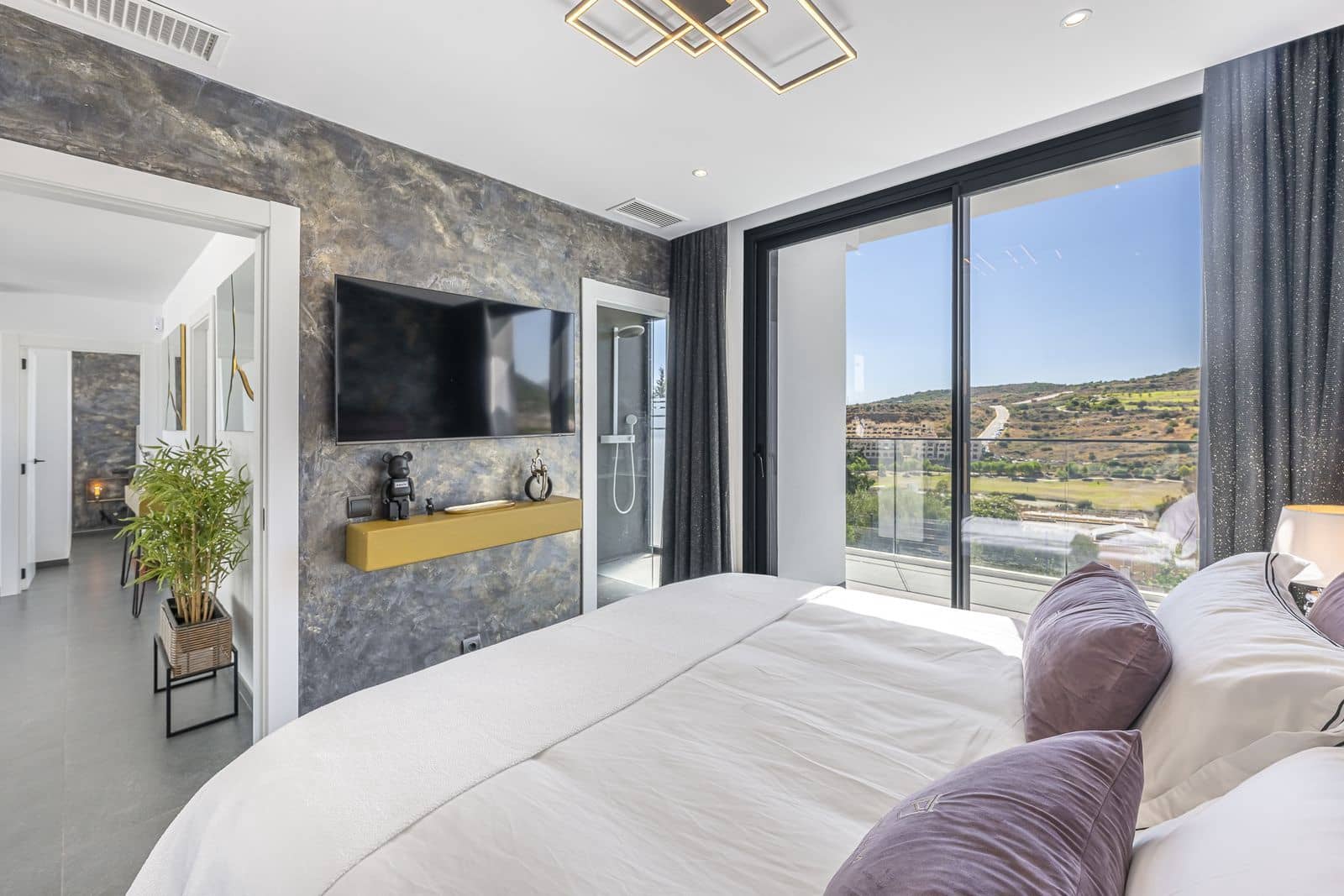 3 sovrum Villa till salu i Estepona - 1 370 000 € (Ref: 10097761)
