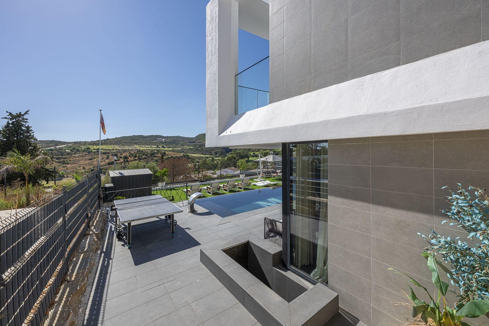 3 sovrum Villa till salu i Estepona - 1 370 000 € (Ref: 10097761)