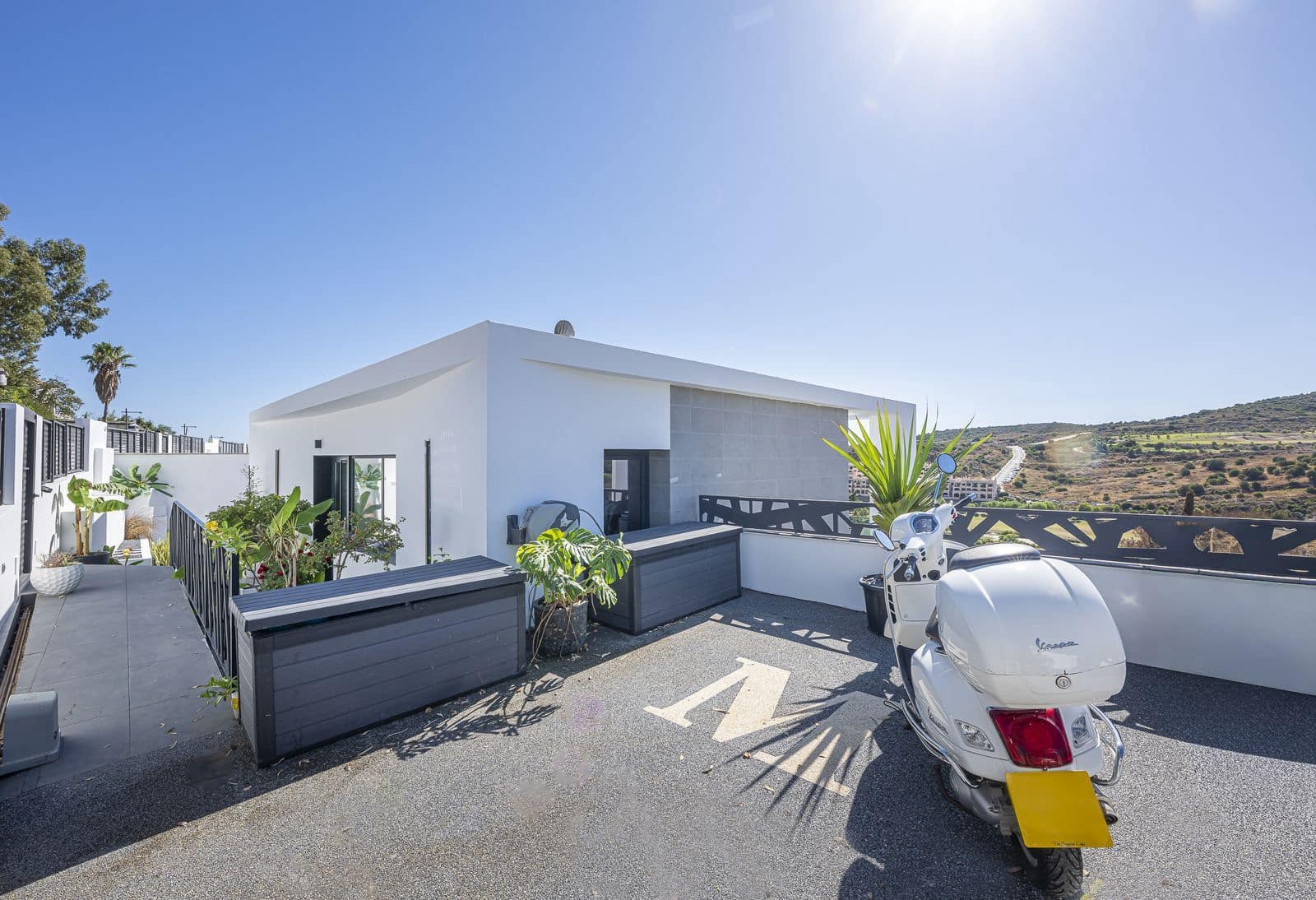3 sovrum Villa till salu i Estepona - 1 370 000 € (Ref: 10097761)