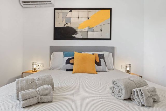 2 slaapkamer Appartement te koop in Estepona - € 444.000 (Ref: 10097762)