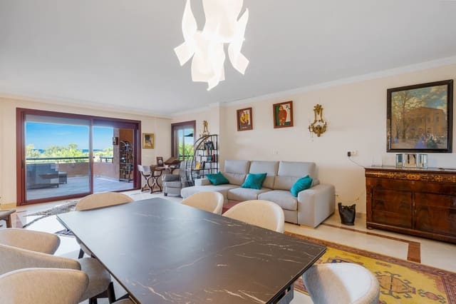 Apartamento de 3 habitaciones en Bahía de Marbella, Marbella en venta - 1.200.000 € (Ref: 10097763)