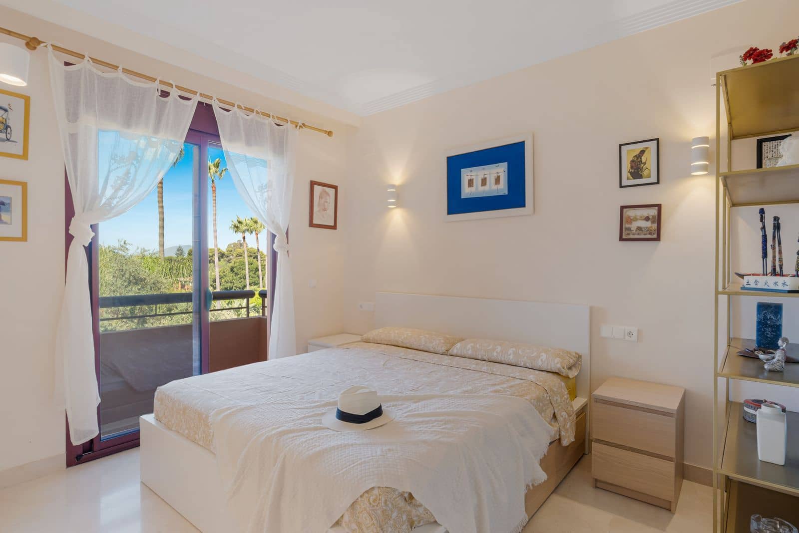 3 soveværelse Lejlighed til salg i Bahia de Marbella - € 1.200.000 (Ref: 10097763)