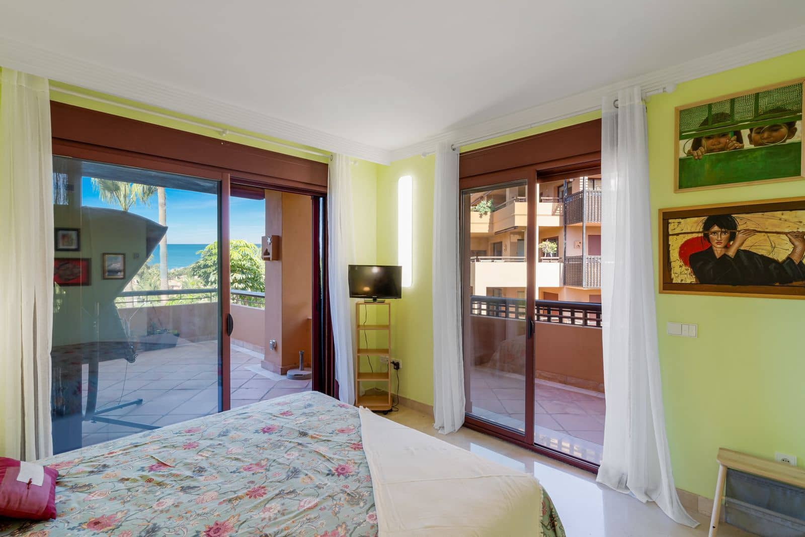 3 soveværelse Lejlighed til salg i Bahia de Marbella - € 1.200.000 (Ref: 10097763)