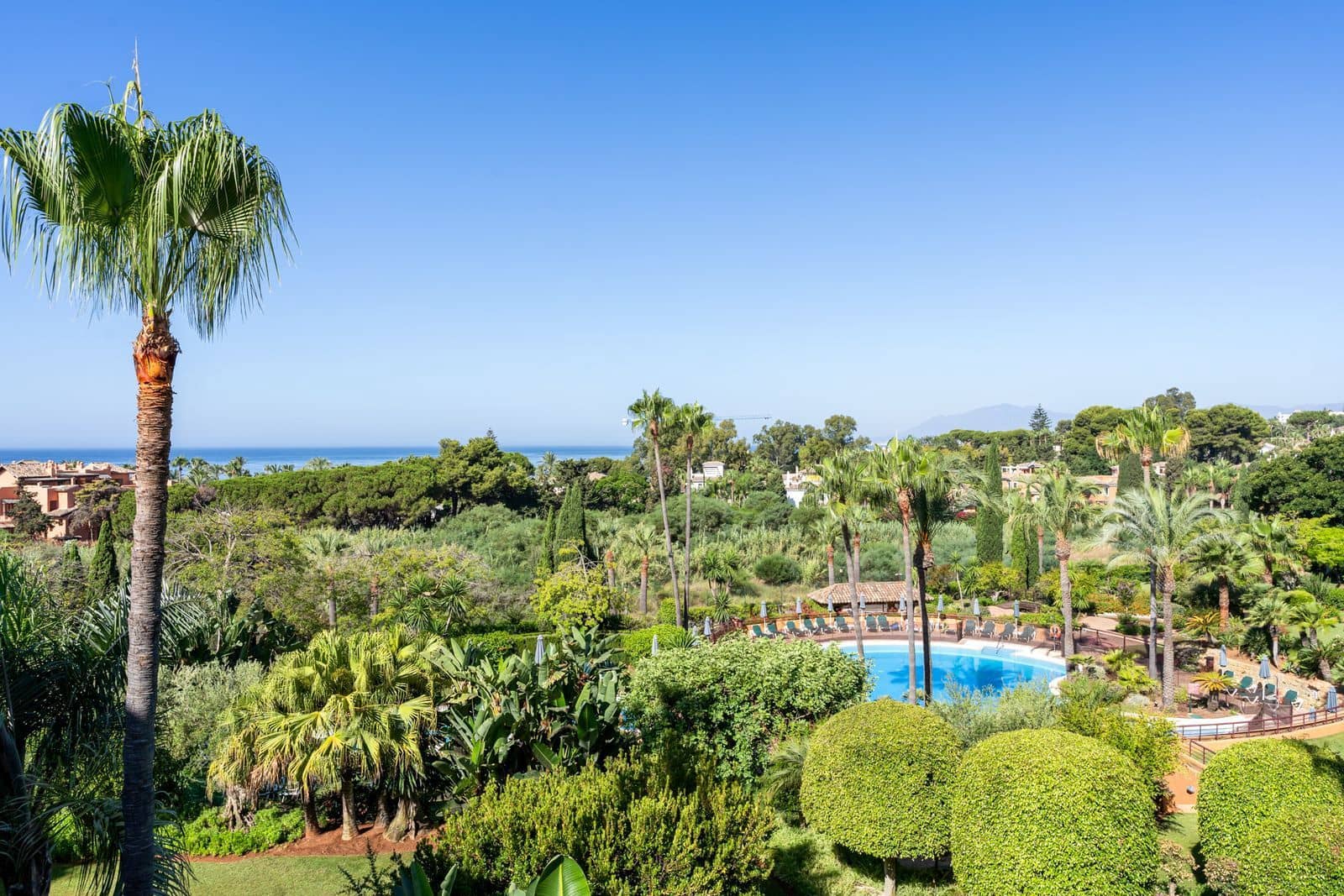 3 soveværelse Lejlighed til salg i Bahia de Marbella - € 1.200.000 (Ref: 10097763)