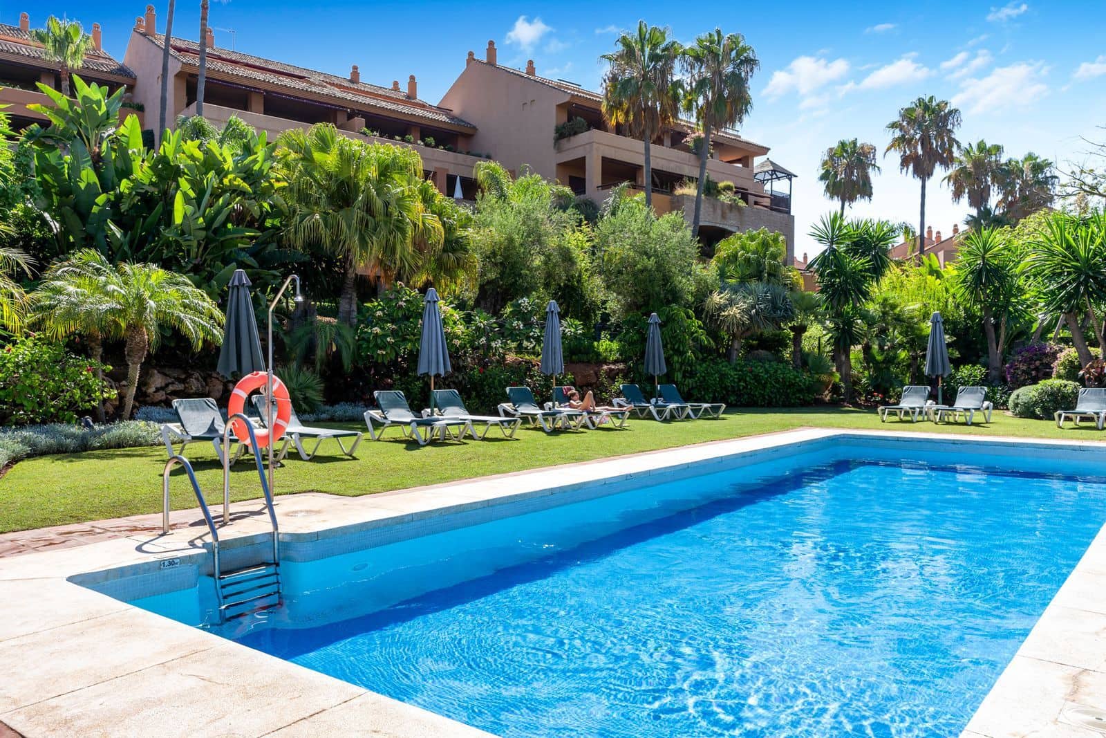 3 soveværelse Lejlighed til salg i Bahia de Marbella - € 1.200.000 (Ref: 10097763)