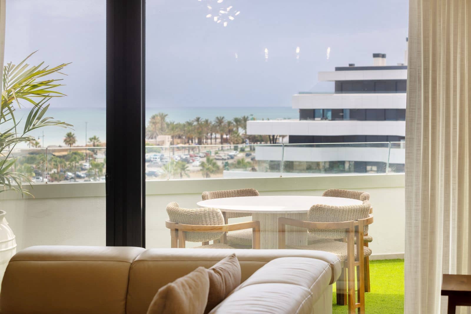 Apartamento de 2 habitaciones en Torremolinos en venta - 1.180.000 € (Ref: 10097765)