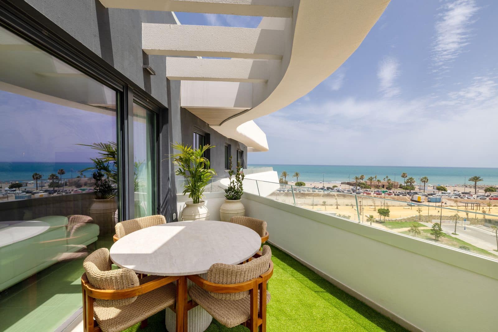 Apartamento de 2 habitaciones en Torremolinos en venta - 1.180.000 € (Ref: 10097765)