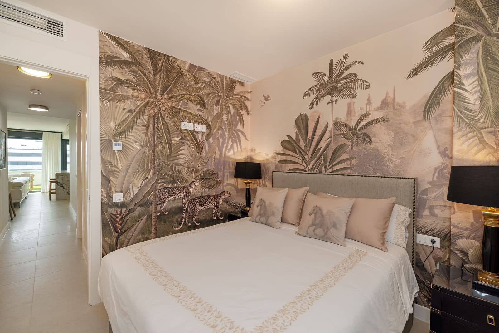 Apartamento de 2 habitaciones en Torremolinos en venta - 1.180.000 € (Ref: 10097765)
