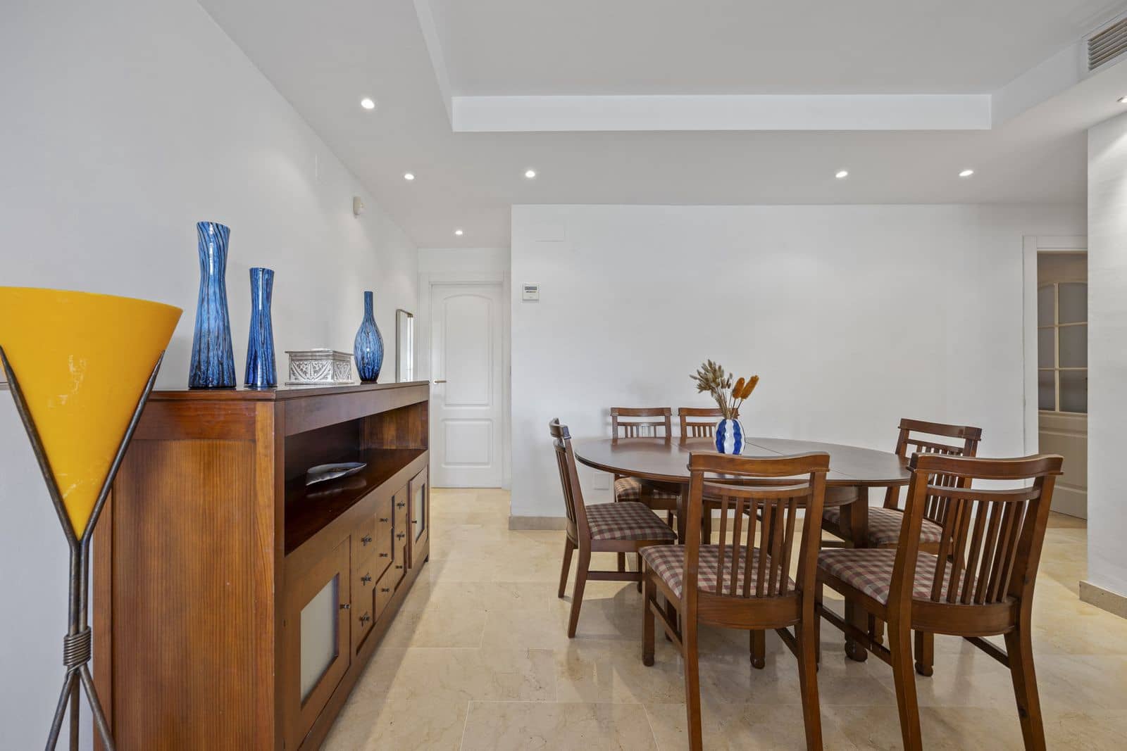 4 soverom Leilighet til salgs i Golden Mile med svømmebasseng garasje - € 945 000 (Ref: 10097766)