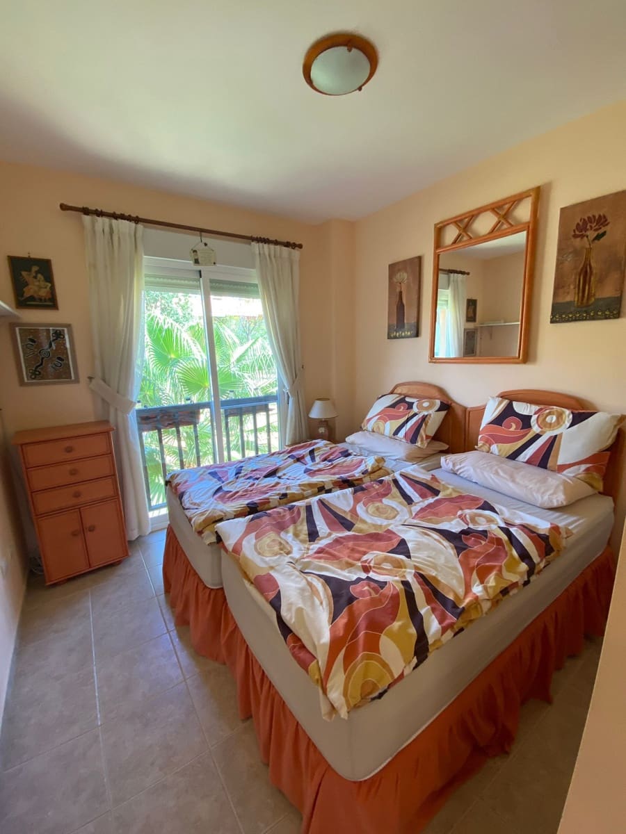 2 slaapkamer Penthouse te koop in Casares - € 360.000 (Ref: 10097768)