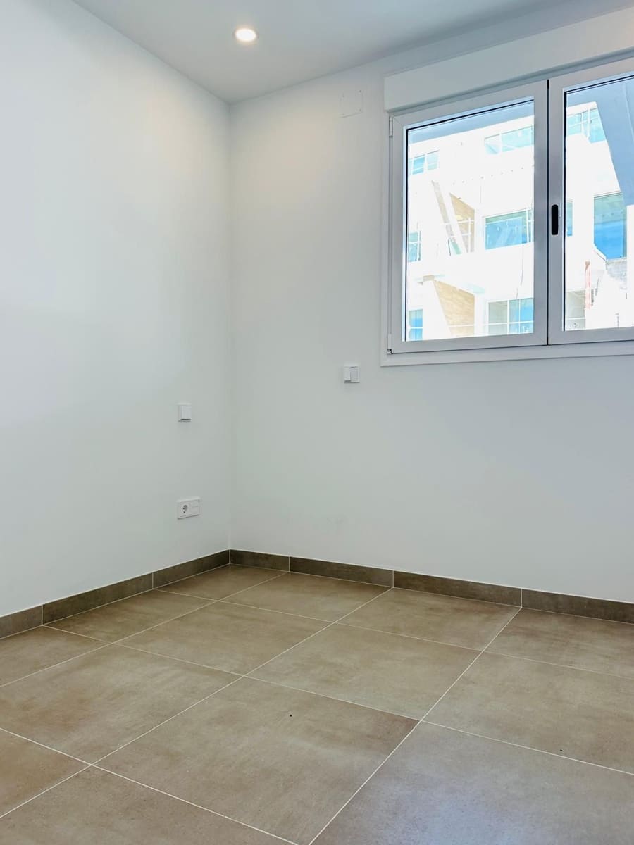 Apartamento de 2 habitaciones en La Alcaidesa en venta - 499.000 € (Ref: 10097771)