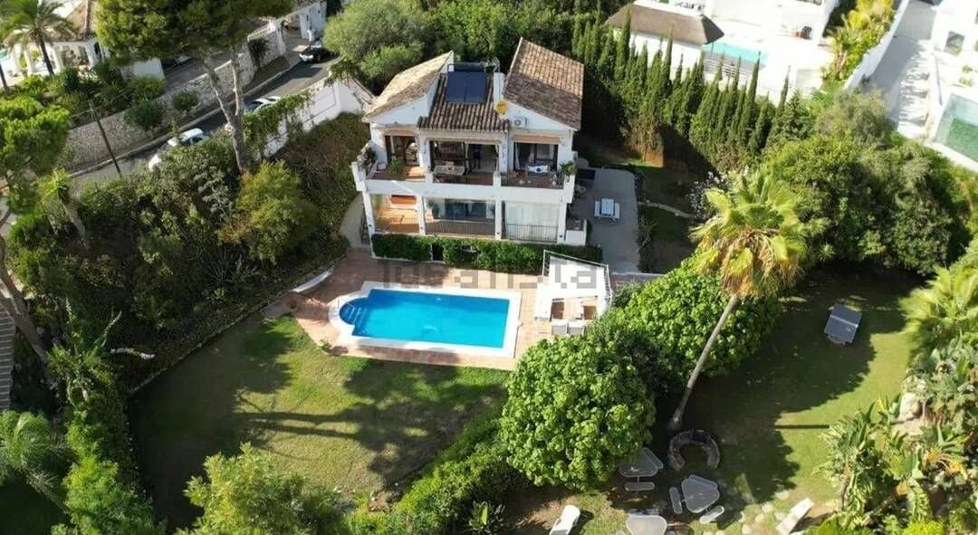 4 soveværelse Byhus til salg i Marbella - € 1.100.000 (Ref: 10097772)