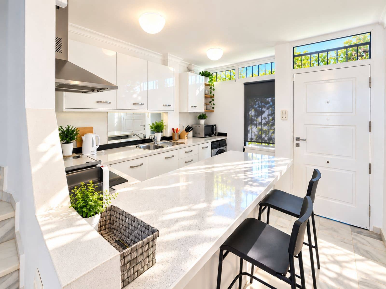 2 chambre Maison de Ville à vendre à La Duquesa / Puerto de la Duquesa - 340 000 € (Ref: 10097773)