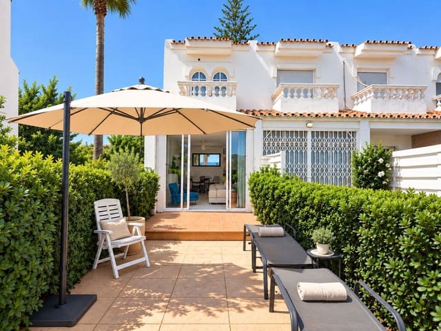2 chambre Maison de Ville à vendre à La Duquesa / Puerto de la Duquesa, Manilva - 340 000 € (Ref: 10097773)