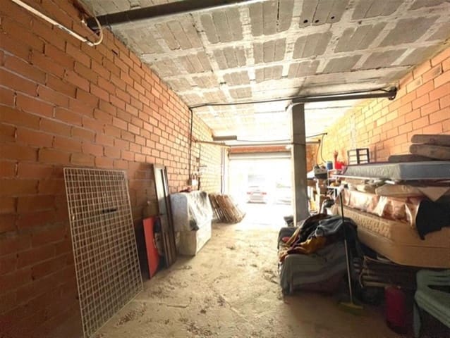 Comercial para venda em Huerta Nueva, Estepona - 325 000 € (Ref: 10097774)