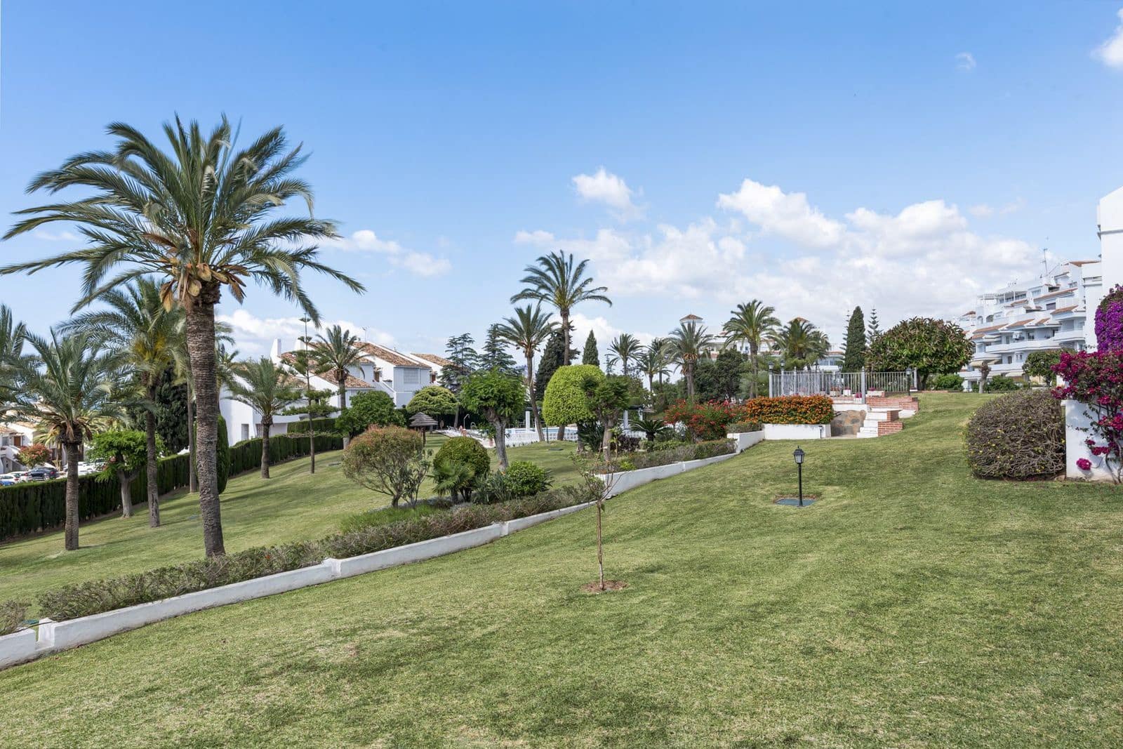 3 camera da letto Appartamento in vendita in Nueva Andalucia con piscina garage - 840.000 € (Rif: 10097775)