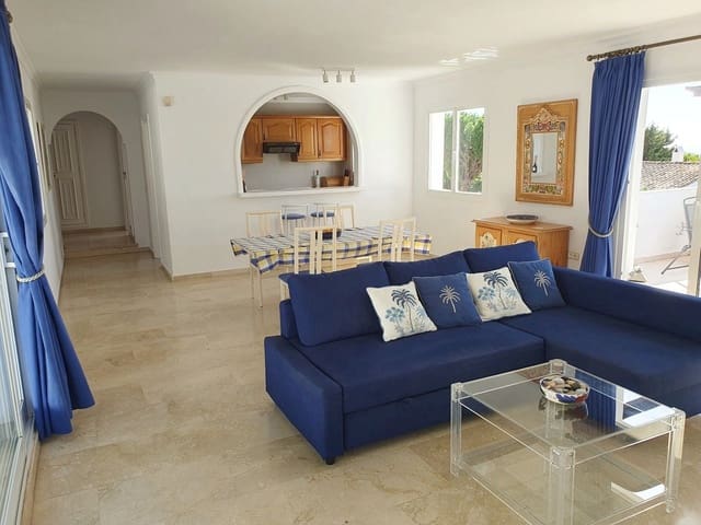 2 Zimmer Penthouse zu verkaufen in El Paraiso, Estepona - 495.000 € (Ref: 10097780)