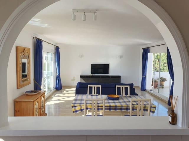 2 Zimmer Penthouse zu verkaufen in El Paraiso, Estepona - 495.000 € (Ref: 10097780)