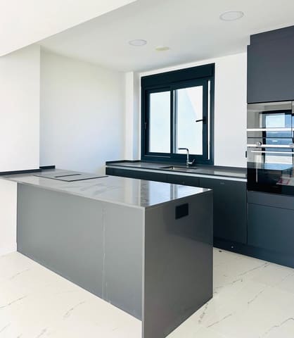 3 sovrum Takvåning till salu i Casares med garage - 799 000 € (Ref: 10097783)