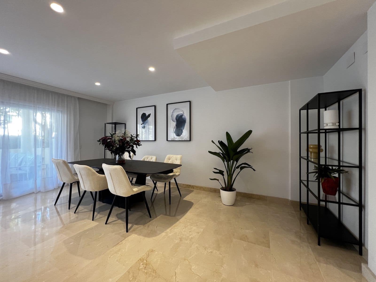 4 sovrum Hus till salu i Estepona - 895 000 € (Ref: 10097785)