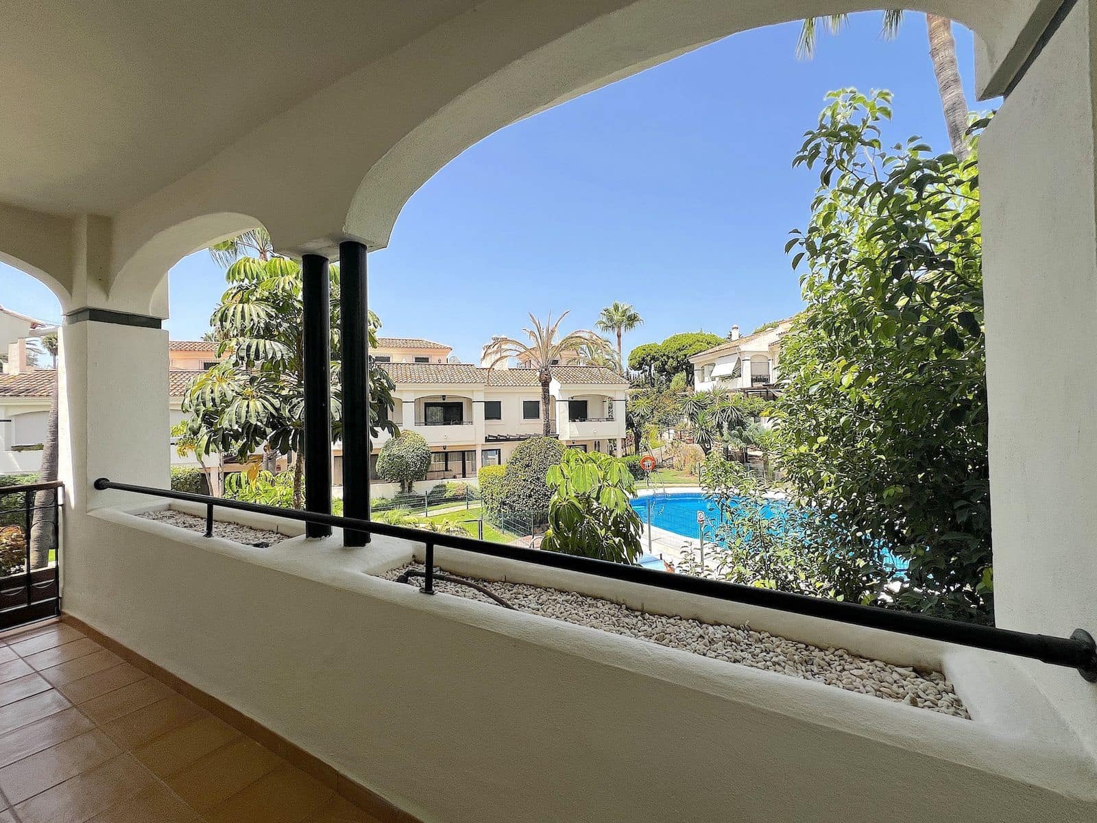 4 sovrum Hus till salu i Estepona - 895 000 € (Ref: 10097785)