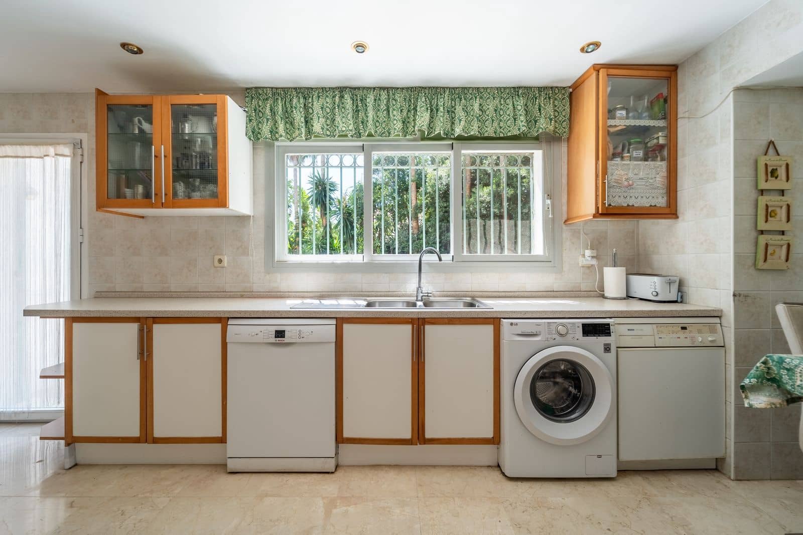 4 slaapkamer Villa te koop in El Rosario - € 1.850.000 (Ref: 10097788)