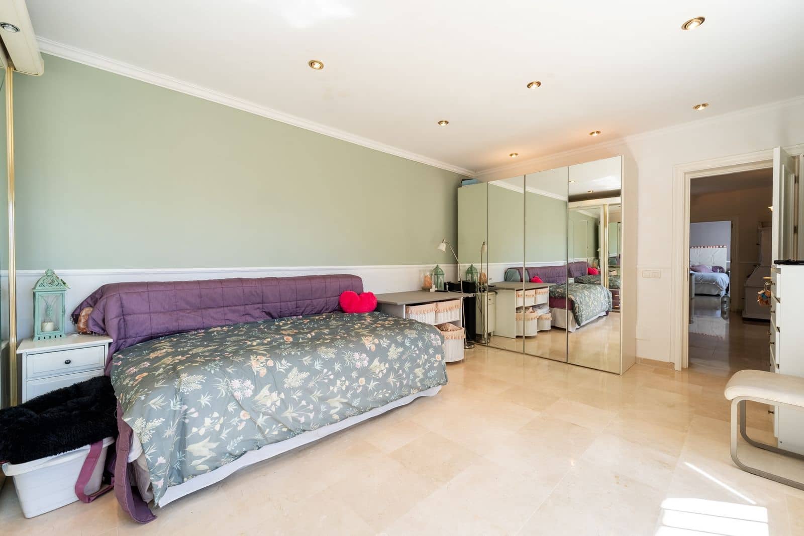 4 slaapkamer Villa te koop in El Rosario - € 1.850.000 (Ref: 10097788)