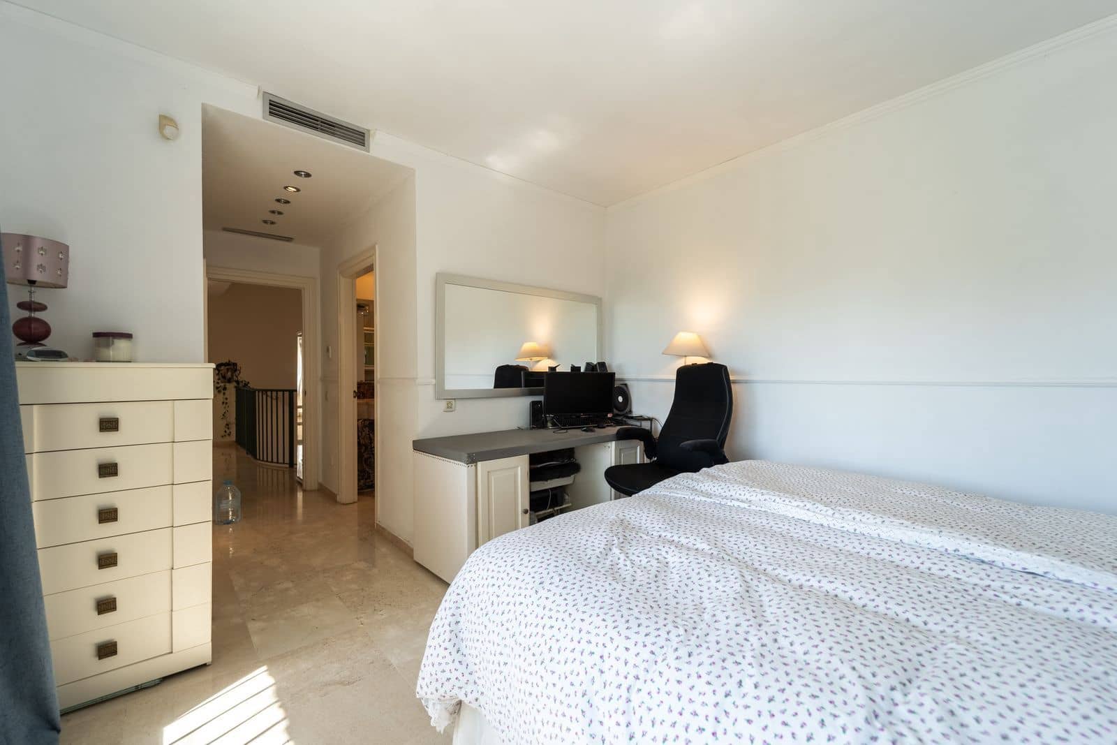 4 slaapkamer Villa te koop in El Rosario - € 1.850.000 (Ref: 10097788)