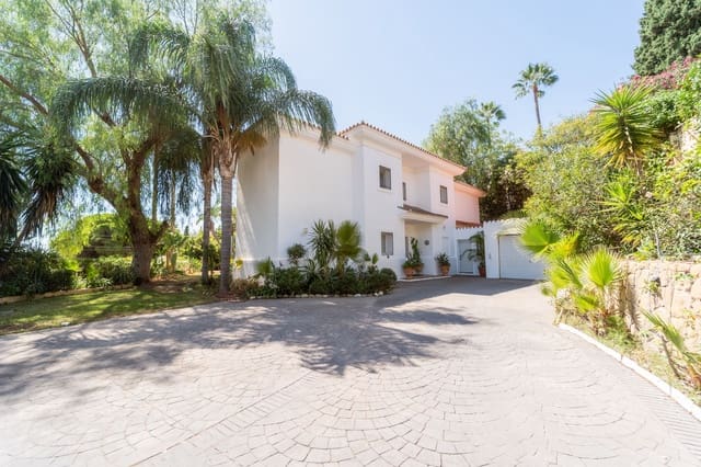 4 slaapkamer Villa te koop in El Rosario, Marbella - € 1.850.000 (Ref: 10097788)