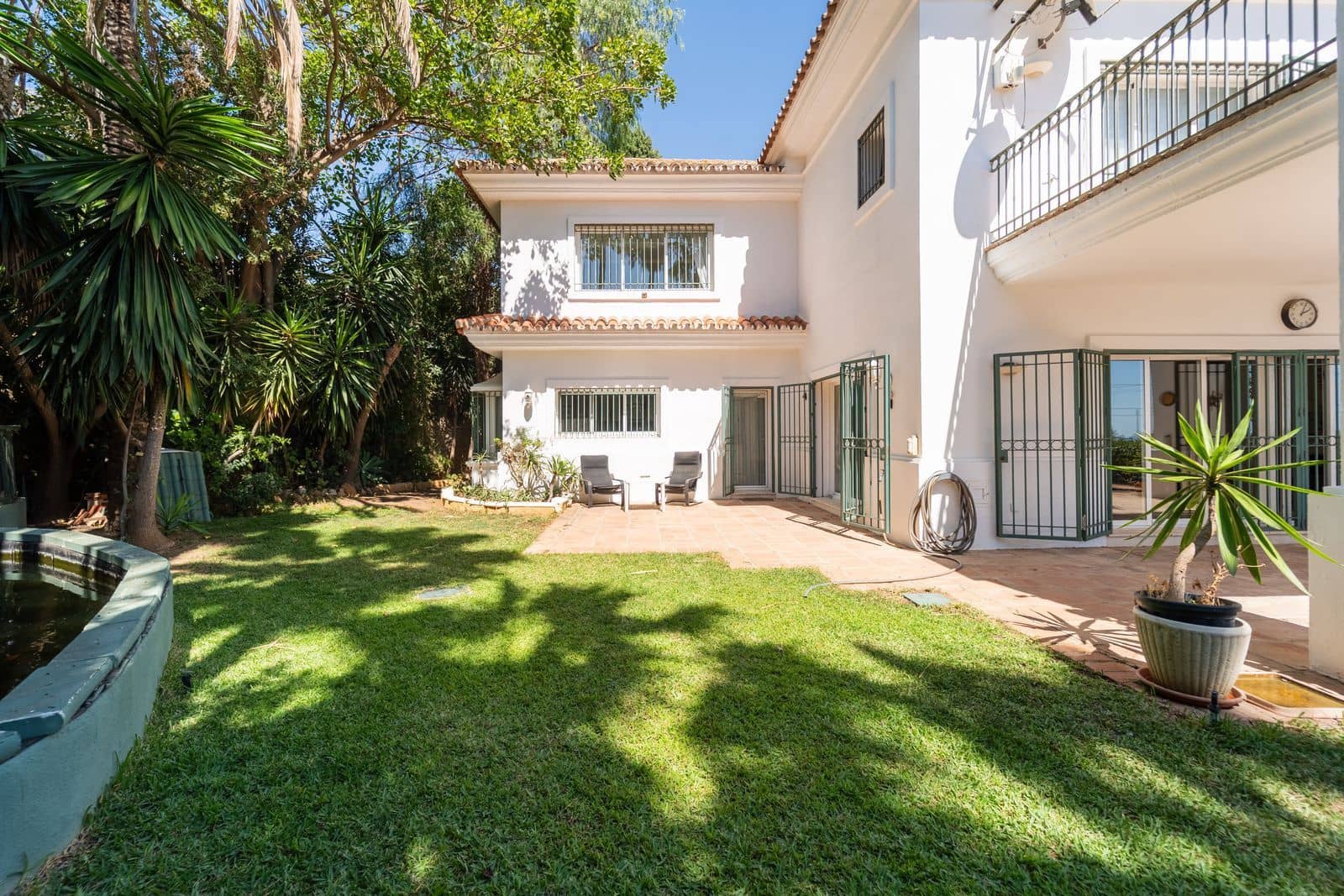 4 slaapkamer Villa te koop in El Rosario - € 1.850.000 (Ref: 10097788)