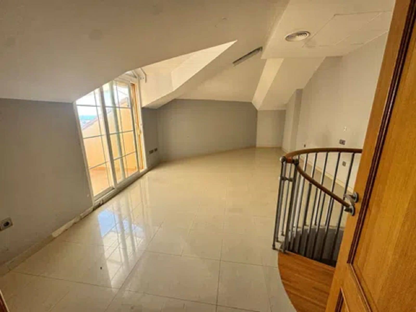 Ático de 2 habitaciones en Benalmádena en venta - 602.500 € (Ref: 10097789)