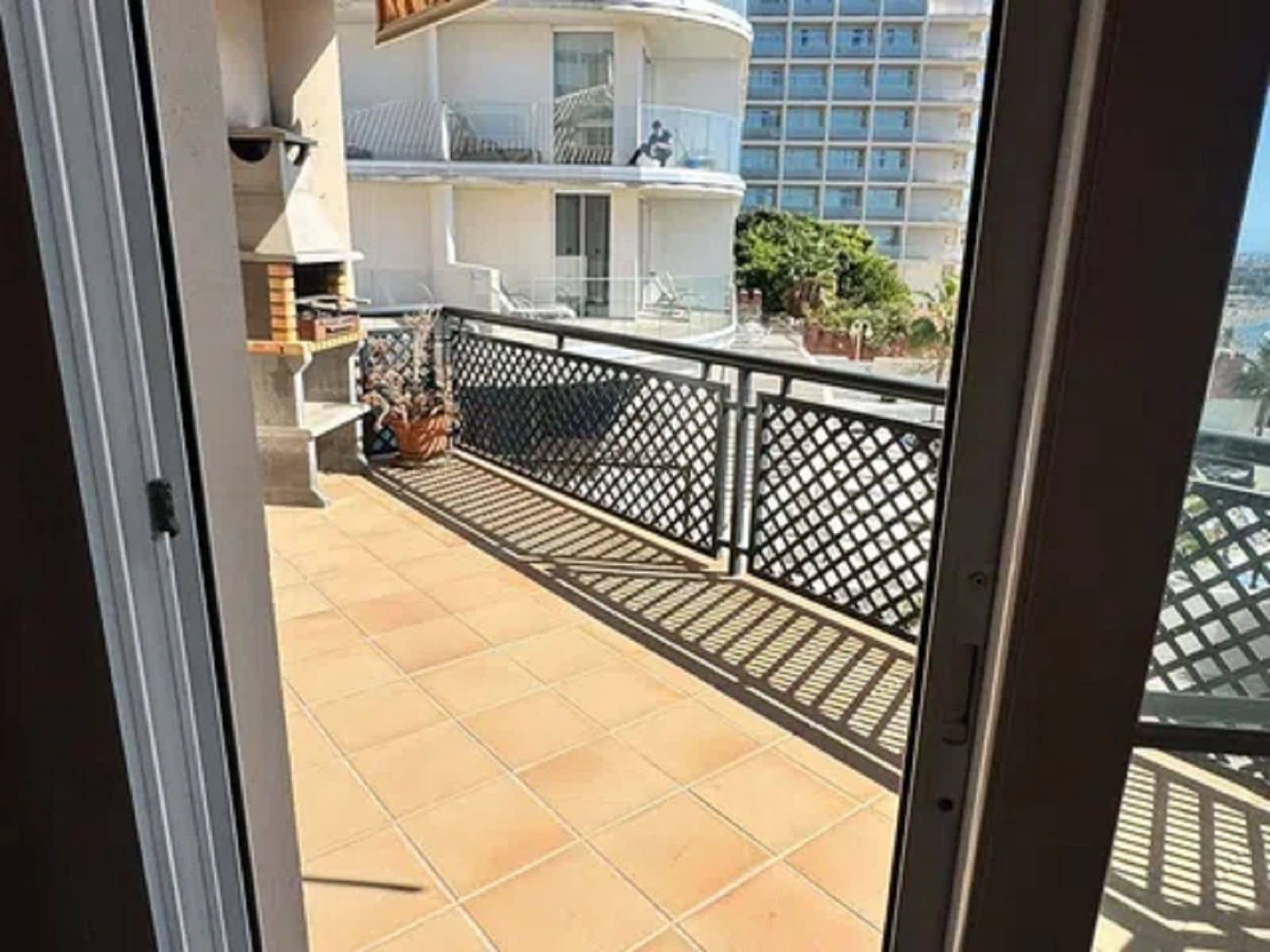 Ático de 2 habitaciones en Benalmádena en venta - 602.500 € (Ref: 10097789)
