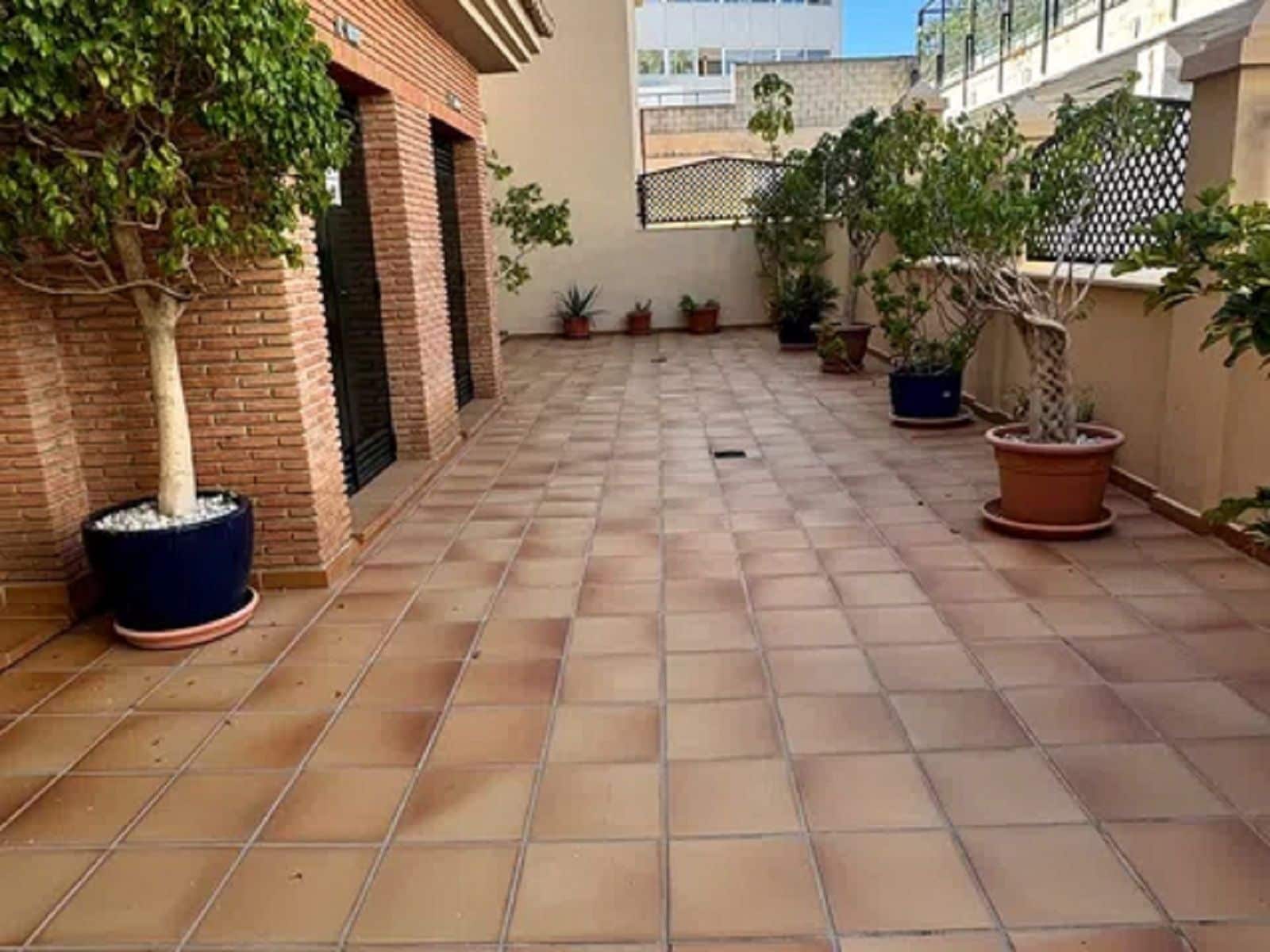 Ático de 2 habitaciones en Benalmádena en venta - 602.500 € (Ref: 10097789)