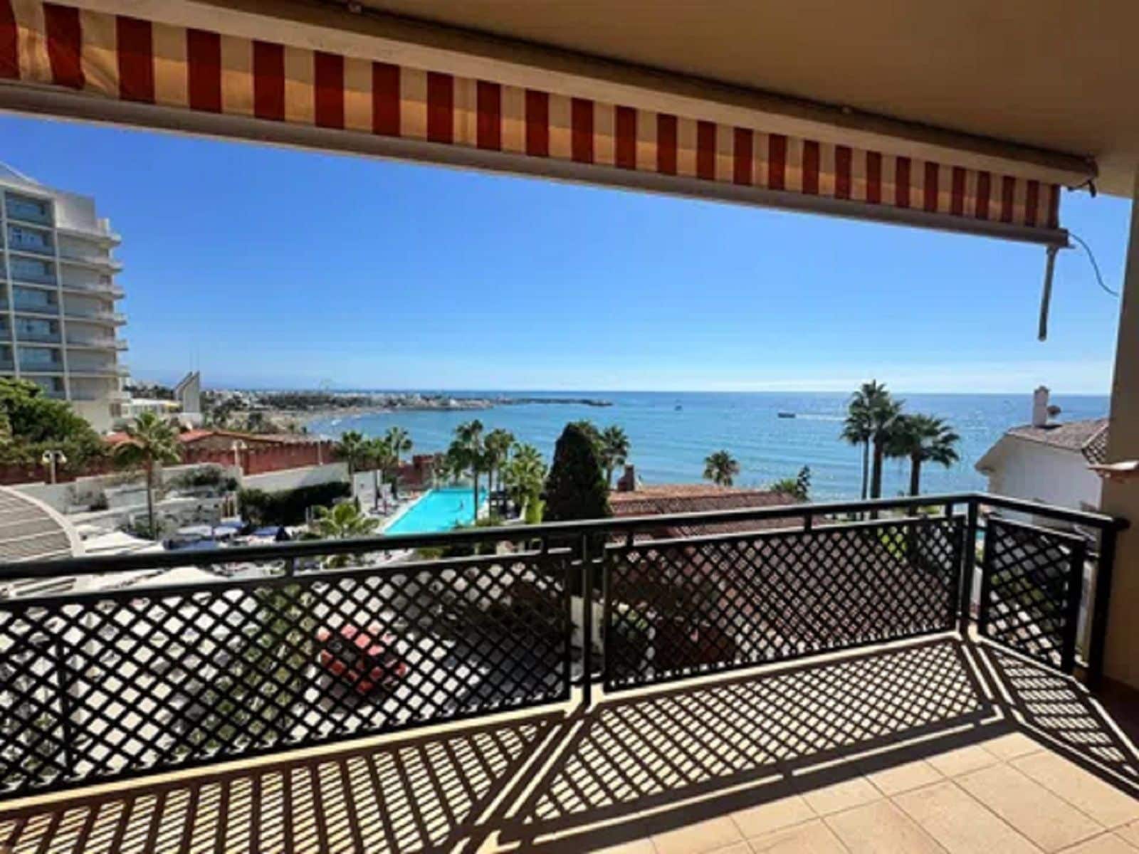 Ático de 2 habitaciones en Benalmádena en venta - 602.500 € (Ref: 10097789)