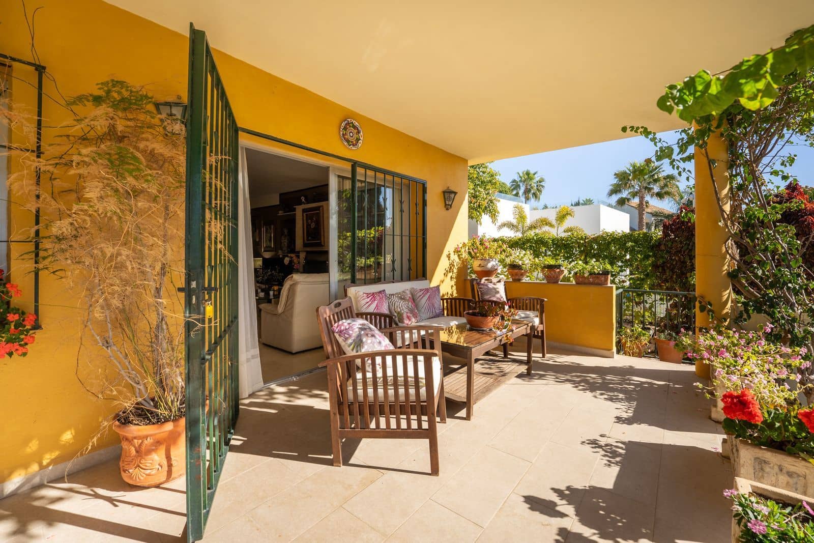 5 slaapkamer Villa te koop in El Paraiso - € 1.140.000 (Ref: 10097793)