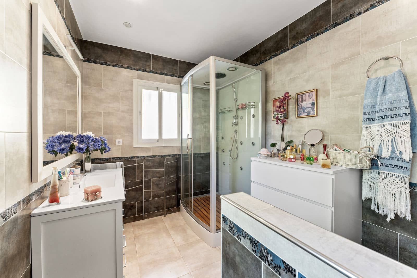 5 slaapkamer Villa te koop in El Paraiso - € 1.140.000 (Ref: 10097793)
