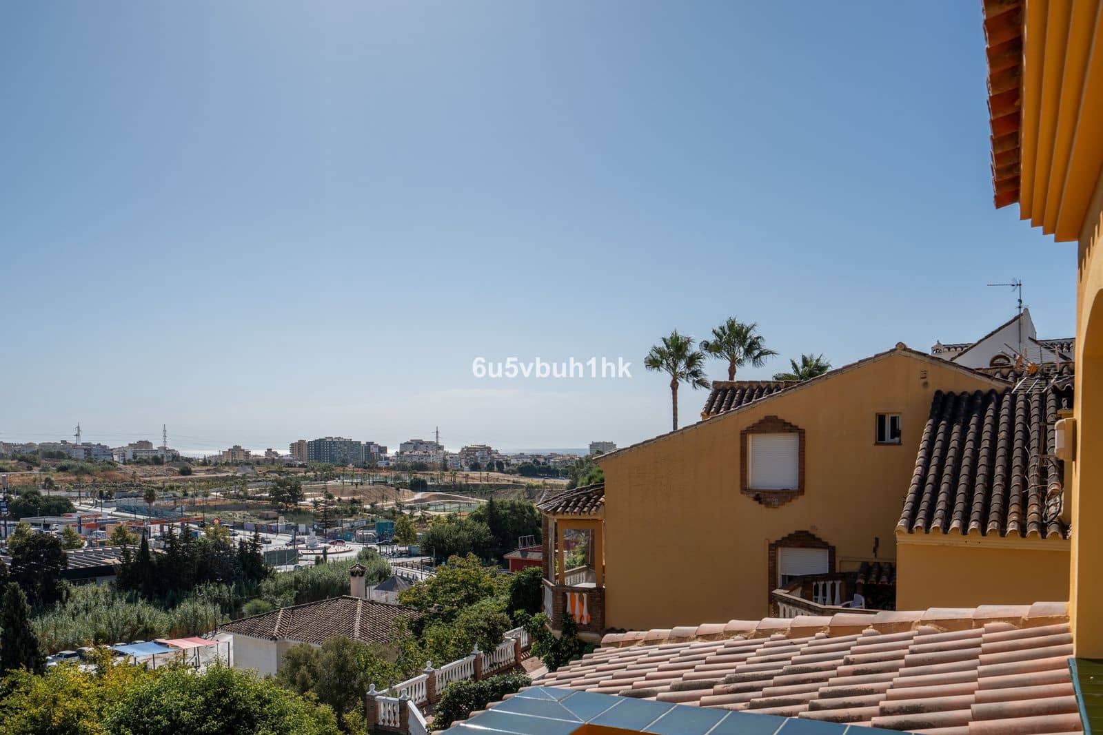 Chalet de 5 habitaciones en Mijas Costa en venta - 1.060.000 € (Ref: 10097794)