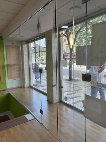 Gewerbe zu verkaufen in Marbella - 1.500.000 € (Ref: 10097796)