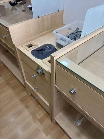 Gewerbe zu verkaufen in Marbella - 1.500.000 € (Ref: 10097796)