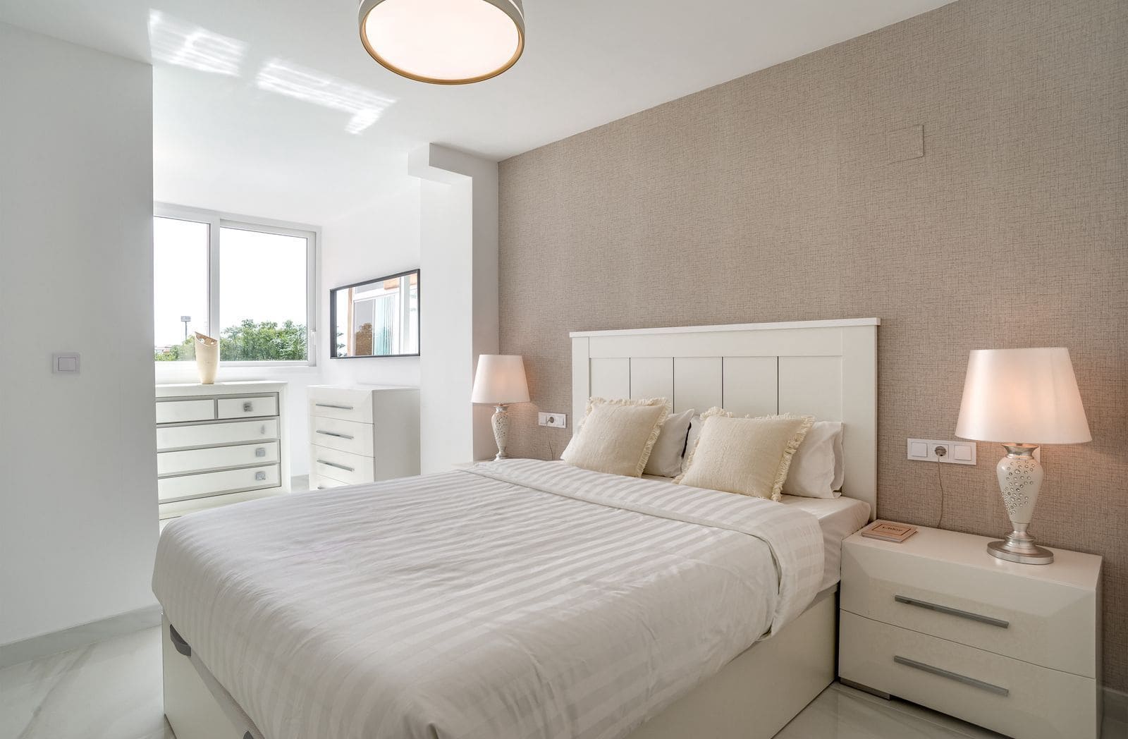 Apartamento de 2 habitaciones en Elviria en venta - 549.000 € (Ref: 10097797)