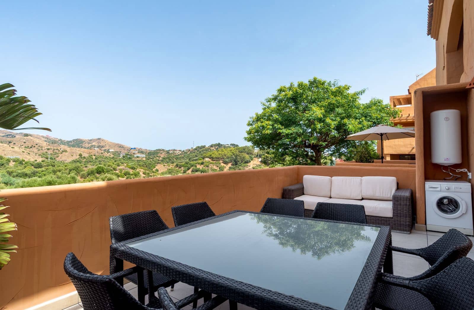 Apartamento de 2 habitaciones en Elviria en venta - 549.000 € (Ref: 10097797)