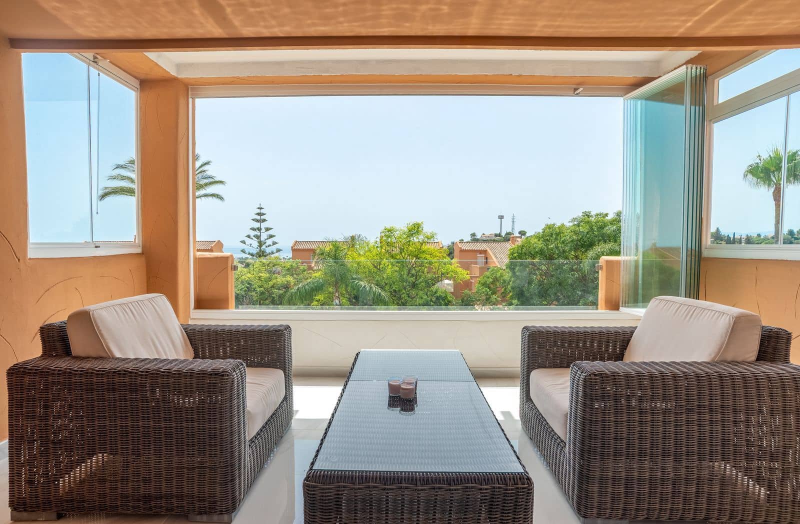 Apartamento de 2 habitaciones en Elviria en venta - 549.000 € (Ref: 10097797)